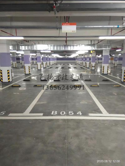 西安停車(chē)場(chǎng)車(chē)位劃線多少錢(qián)一個(gè)，西安停車(chē)場(chǎng)劃線施工的價(jià)格？